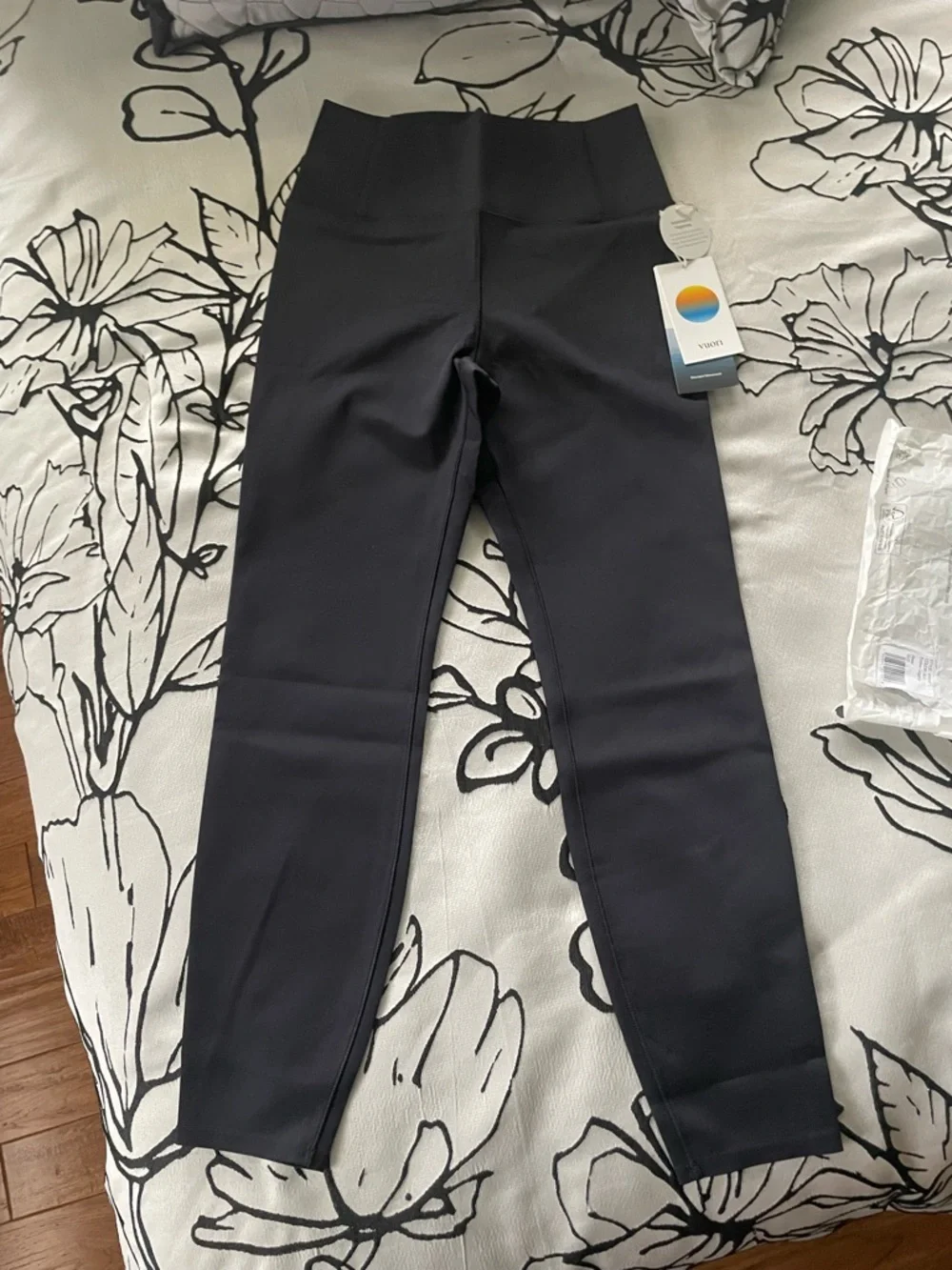 Vuori Black Evolve Legging - Women's - Picture 3 of 4